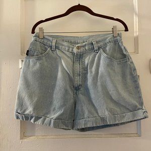 Vintage 2000s Chic Brand Stretch High Rise Daisy Duke Shorts